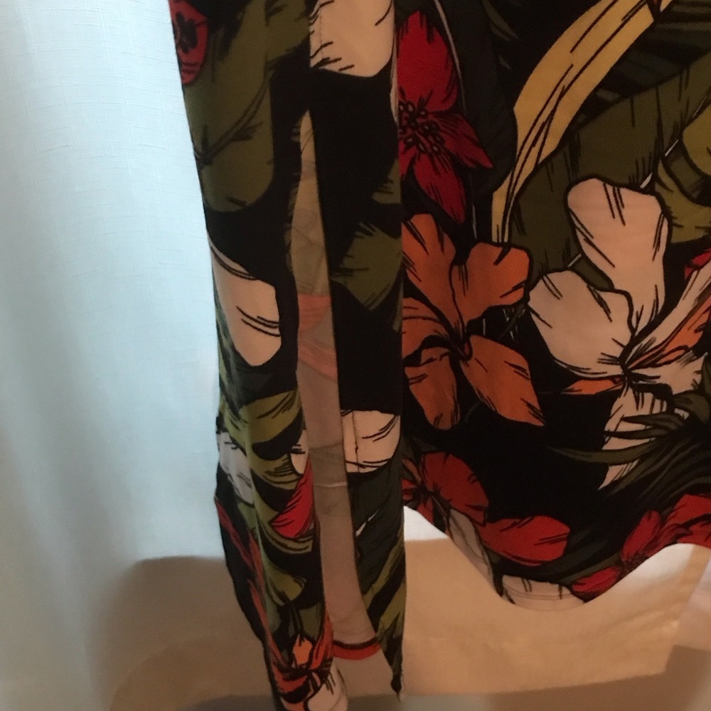 Cuddl Duds Black and Orange Floral Maxi Dress - Picture 3 of 6